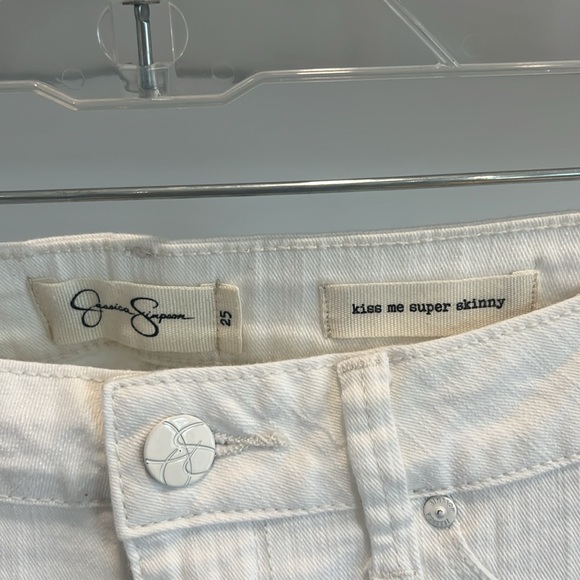 Jessica Simpson white jeans - Picture 2 of 4